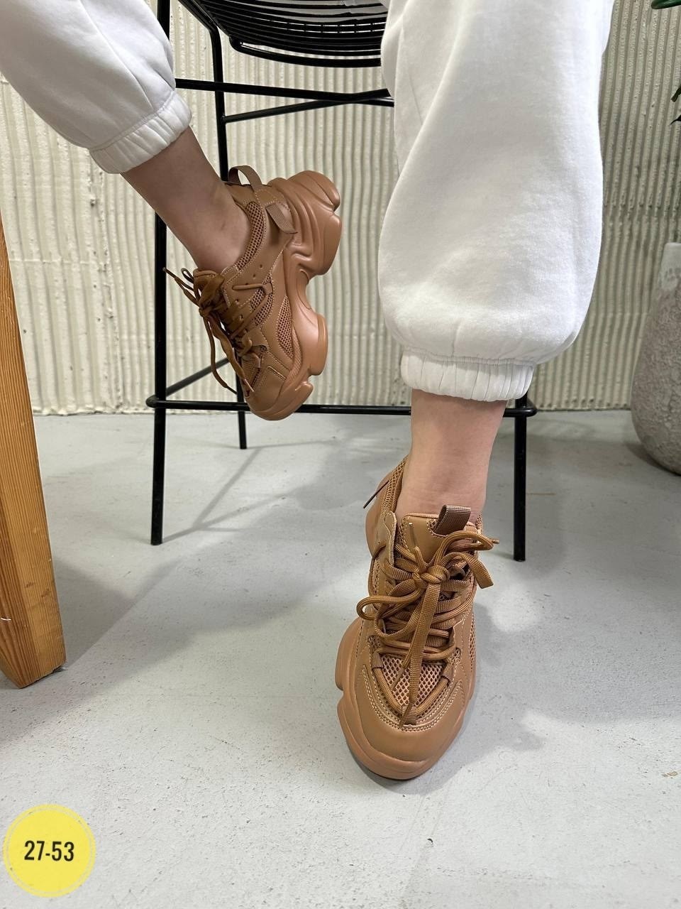 ,кроссовки женскиe,женские массивные кроссовки,кроссовки модные,массивные кроссовки для женщин