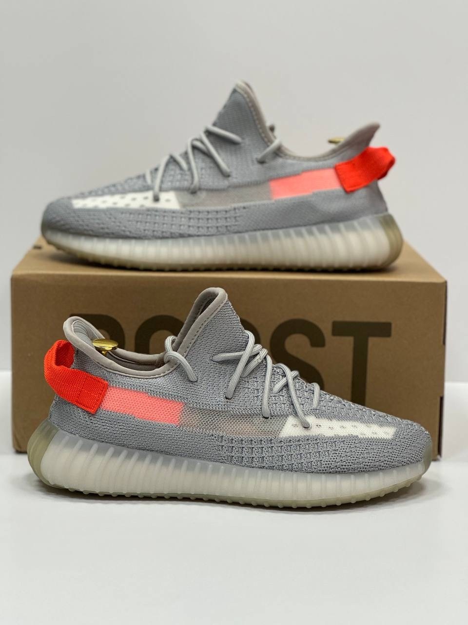 adidas yeezy boost 350 v 2,adidas yeezy boost 350 v2 tail light,adidas yeezy boost 350,кроссовки adidas yeezy boost 350,adidas yeezy boost 350 v2 light