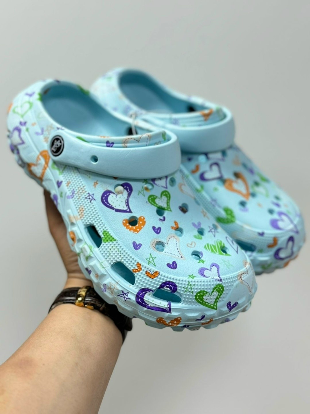 crocs baya seasonal printed clog,бае клог кроксы,кроксы с дырками,сабо детские crocs,детские кроксы