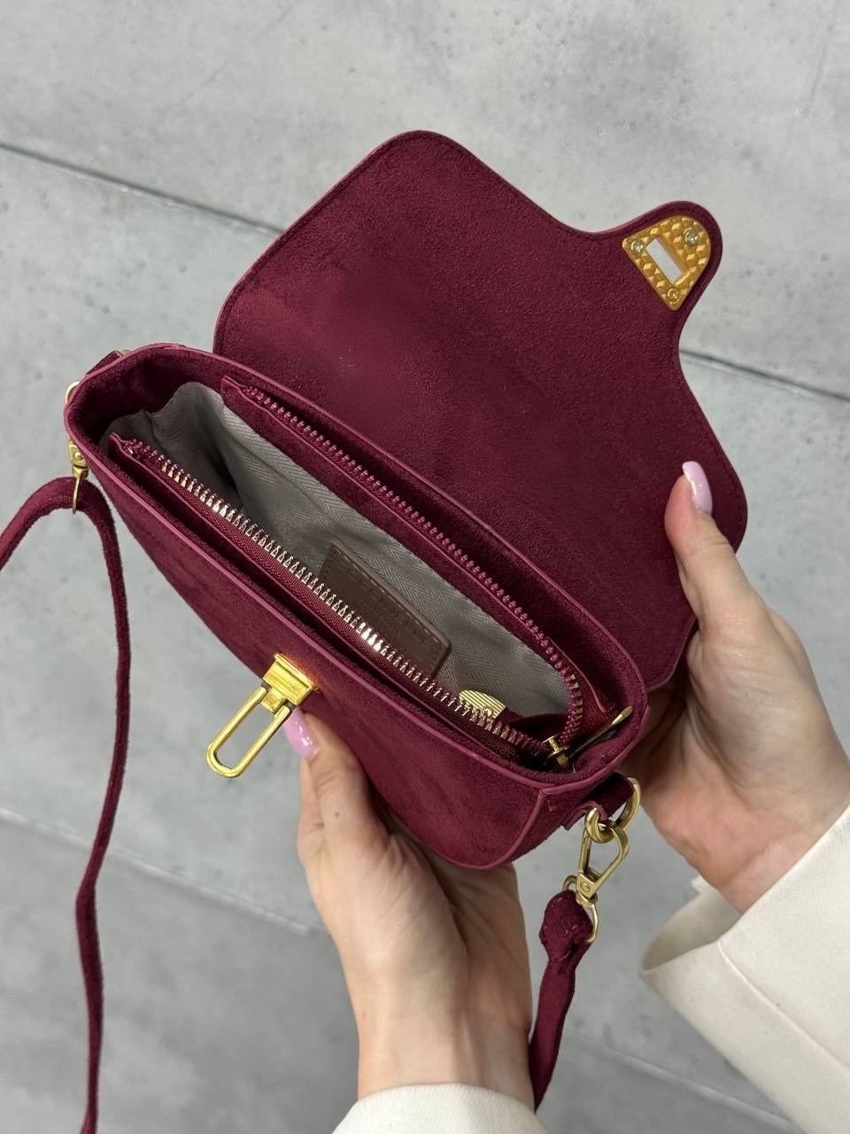 сумка женская маленькая кросс-боди chanel,сумка кросс-боди miu miu,сумка женская через плечо,брендовые сумки,платки женские