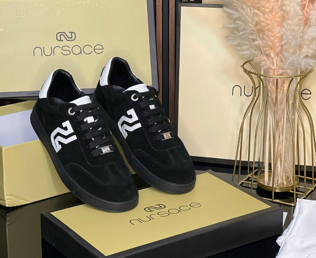 , женская,женские кроссовки,замшевые кеды,кроссовки бордовые