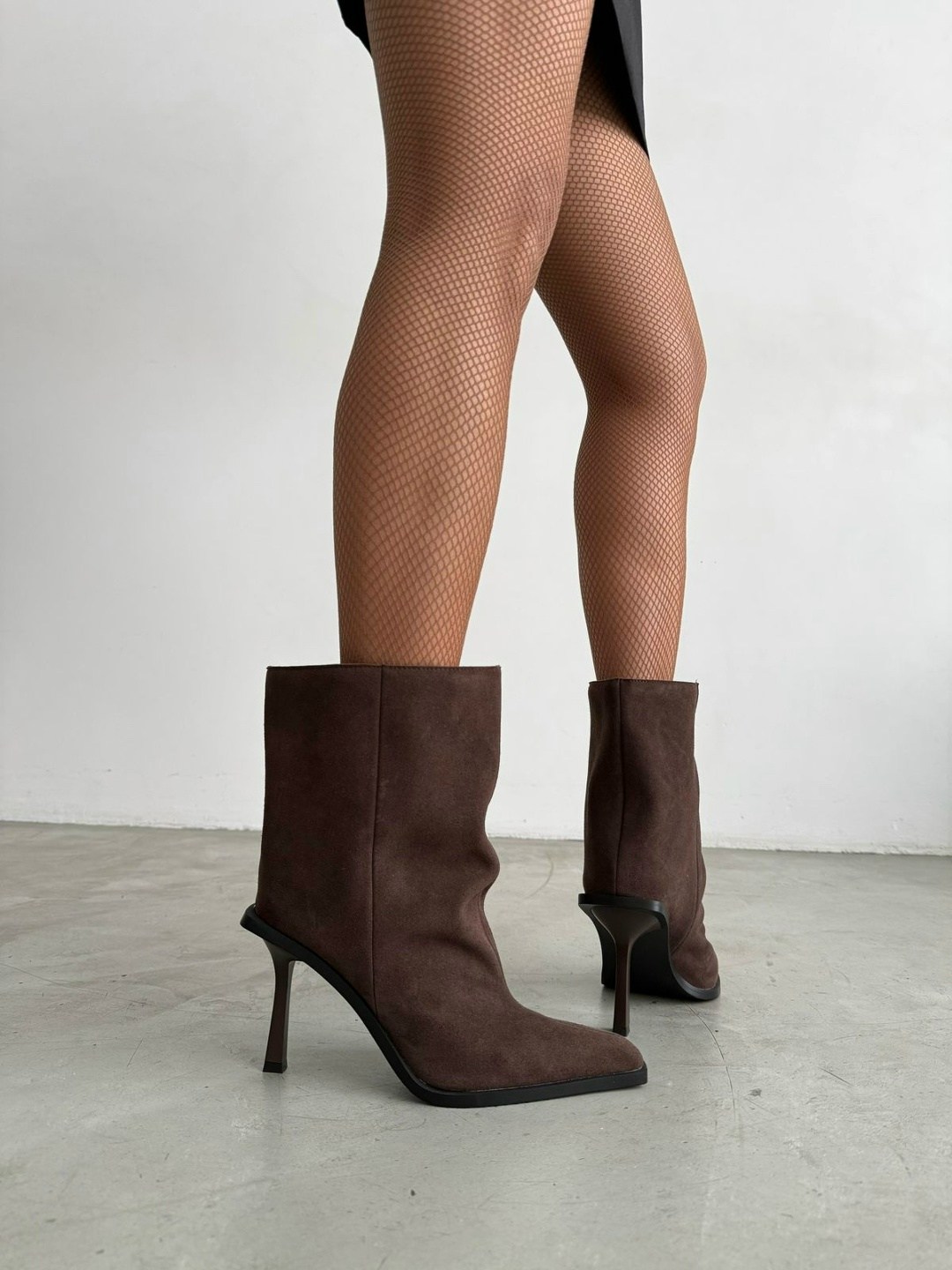 ботильоны демисезонные на каблуке шпильке londri,замшевые ботильоны,,полусапоги,женская