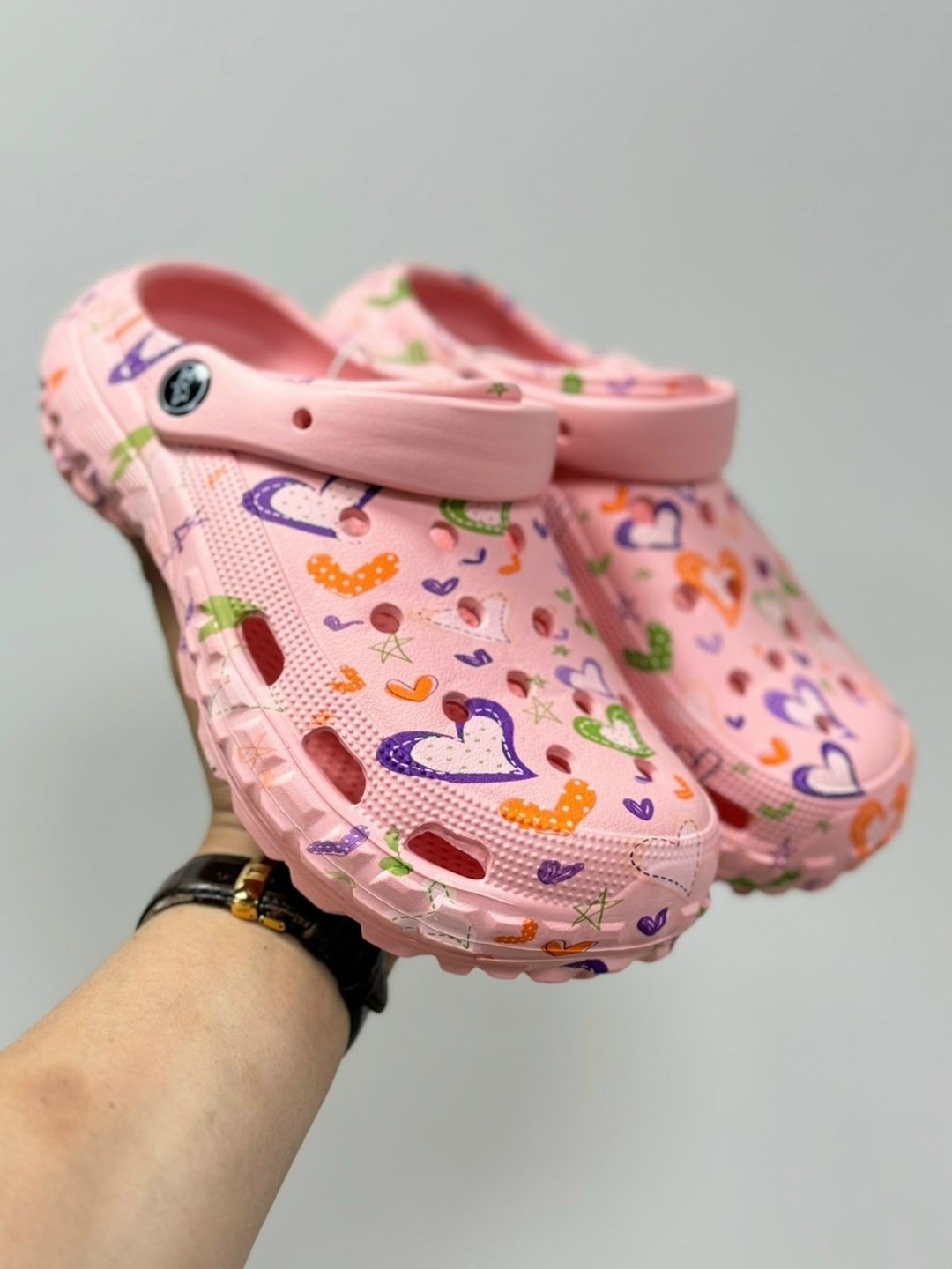 crocs baya seasonal printed clog,бае клог кроксы,кроксы с дырками,сабо детские crocs,детские кроксы