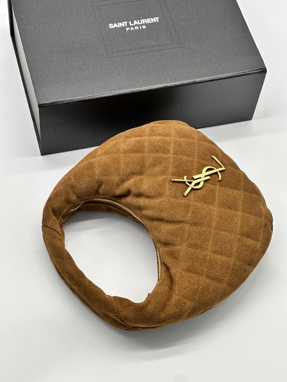 сумка yves saint laurent,замшевая сумка,сумка saint laurent loulou замшевая,сумка замшевая коричневая,сумка замшевая женская