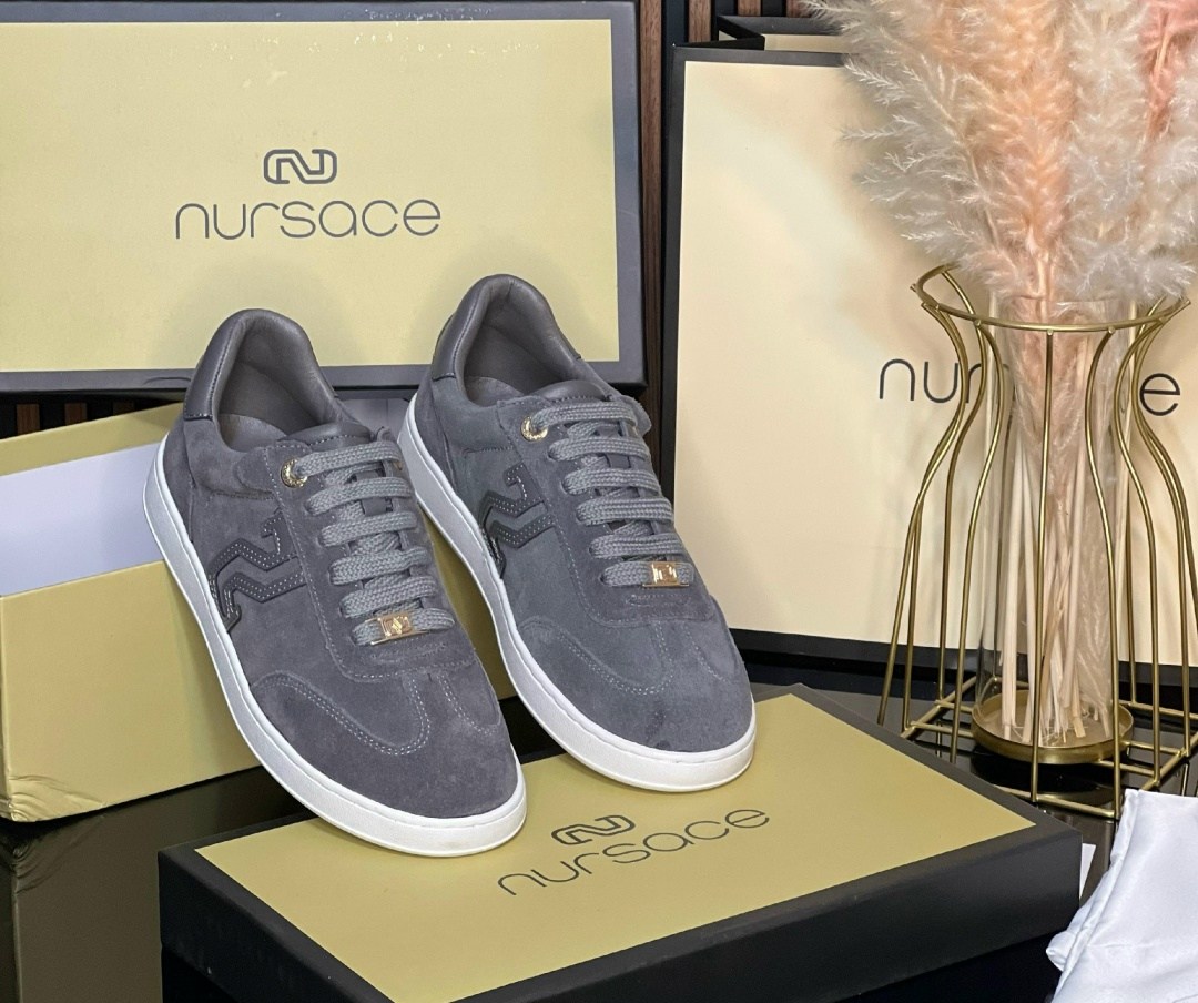 , женская,женские кроссовки,замшевые кеды,кроссовки бордовые