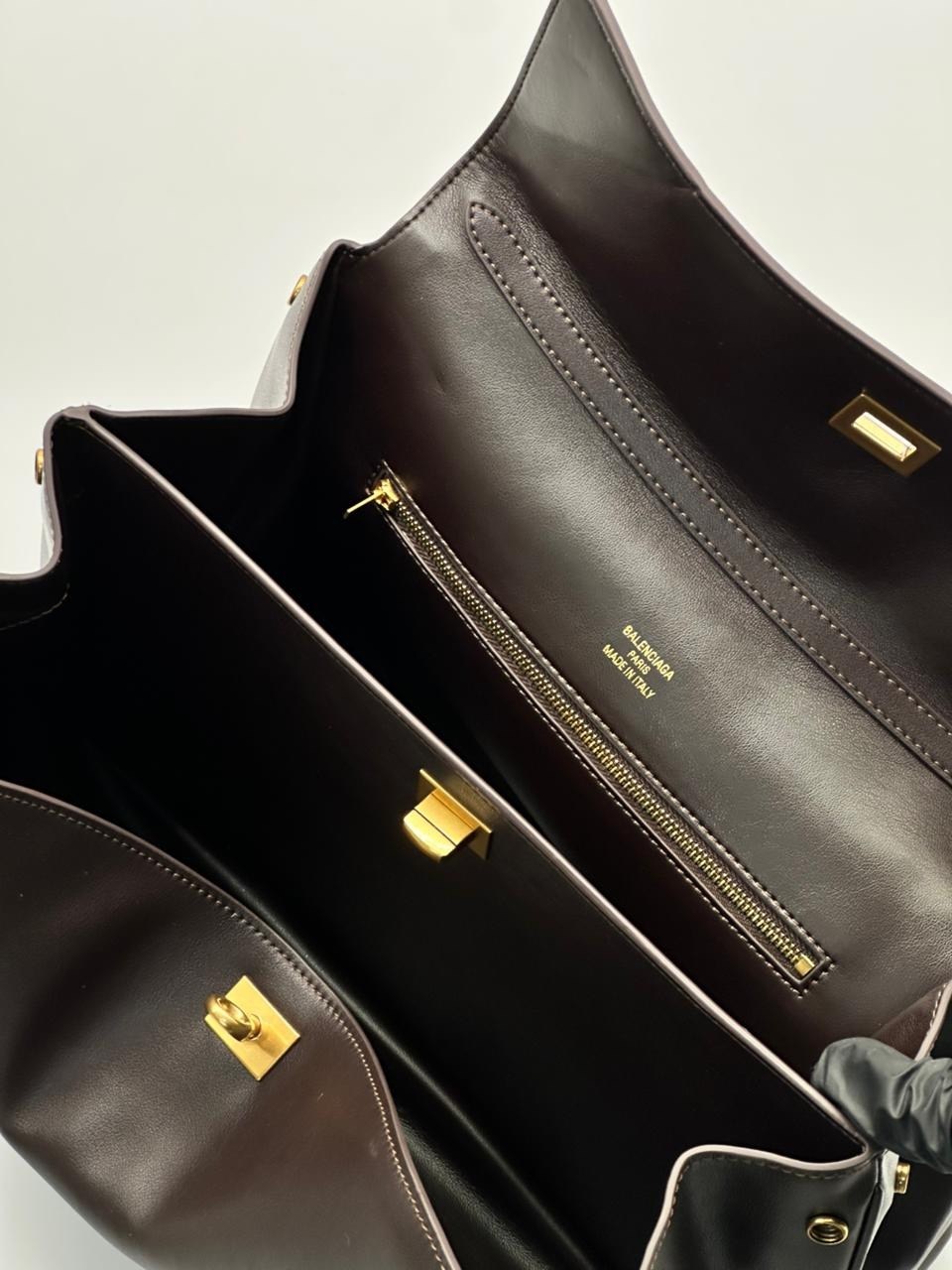 сумка balenciaga натуральная кожа 35-24 см,сумка balenciaga,сумка женская balenciaga,сумка balenciaga rodeo,женская кожаная сумка balenciaga rodeo medium черная