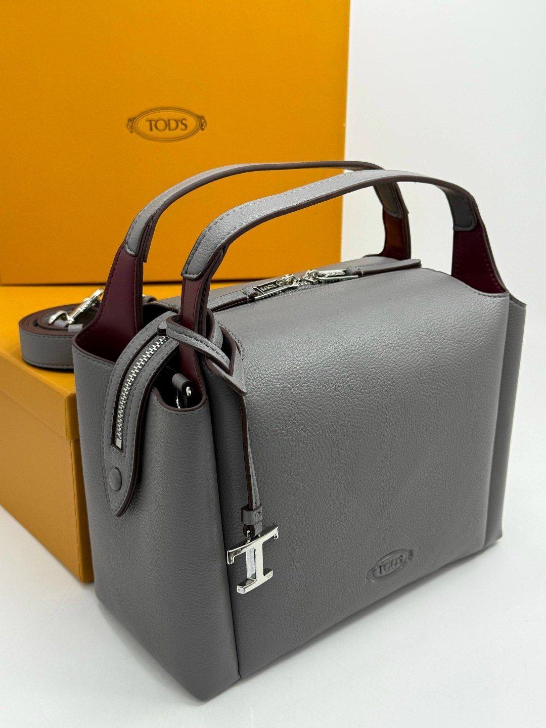 сумка tod's натуральная кожа 37-21,сумка женская tods,сумка tod's натуральная кожа,сумка tod's,сумка женская tod’s модель 911464