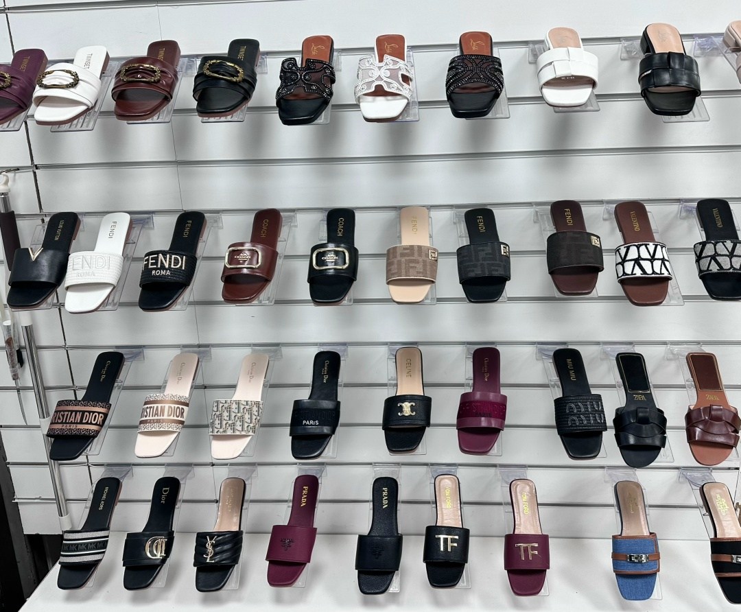 ,шлепанцы женские,женская ,обуви,женские сандалии