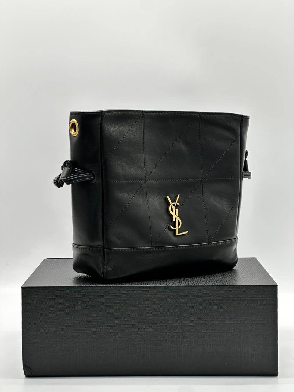 кожаная бордовая сумка yves saint laurent le 37,сумка yves saint laurent,женские сумки yves saint laurent,сумка ysl,сумка женская ysl