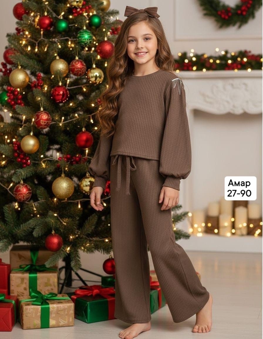 трикотажные костюмы,костюм для девочек,вязаные костюмы,фиолетовый костюм,вязаный костюм для девочек