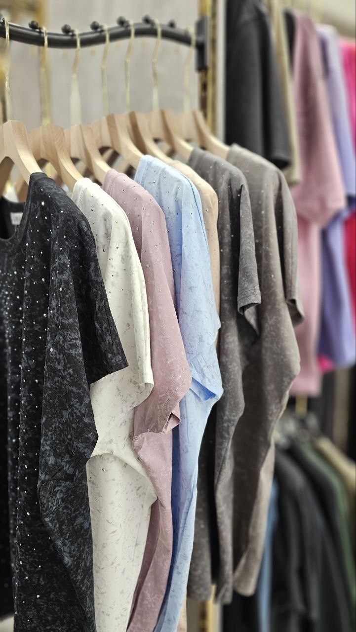 кофта с пайетками,джемпер с пайетками,футболки женская оверсайз,футболка с пайетками,джемпер