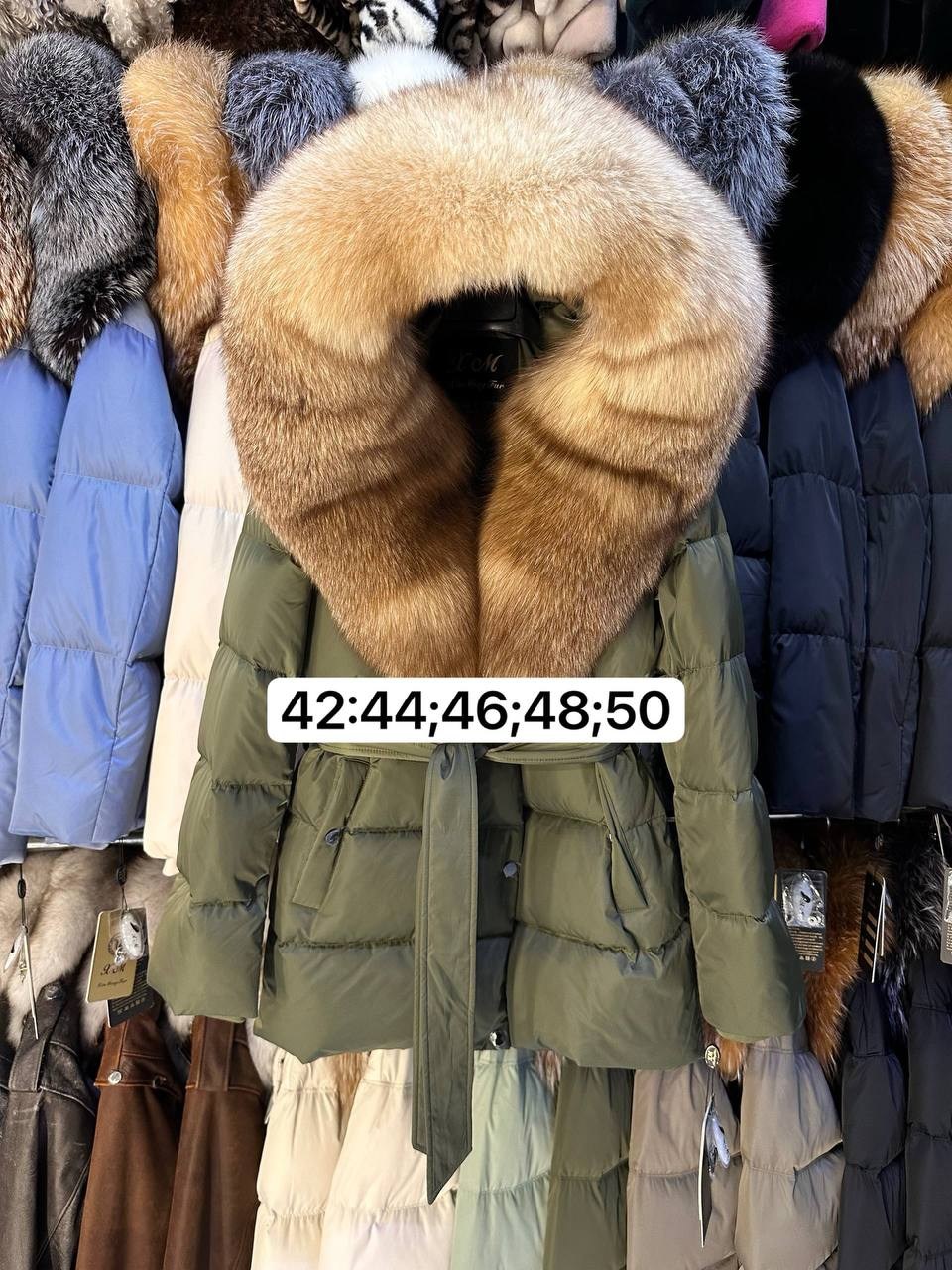 пуховик с натуральным мехом,пуховик с натуральным мехом чернобурки и песца,куртка пуховик с капюшоном мех песец чернобурка лиса,75см пуховик с натуральным мехом чернобурки и песца,пуховик женский с на