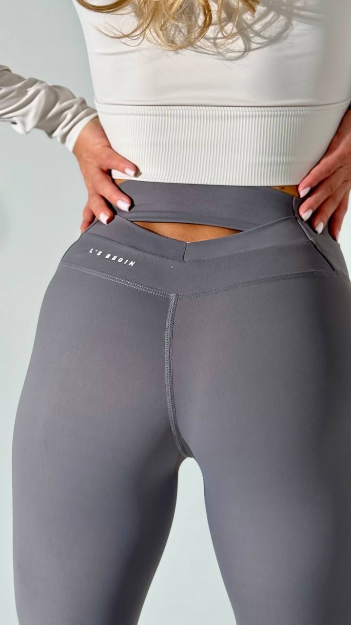 спортивный костюм для фитнеса женский бежевый,спортивный костюм для фитнеса женский бежевого цвета,спортивный костюм для фитнеса женский,женская кофта,фитнес одежда