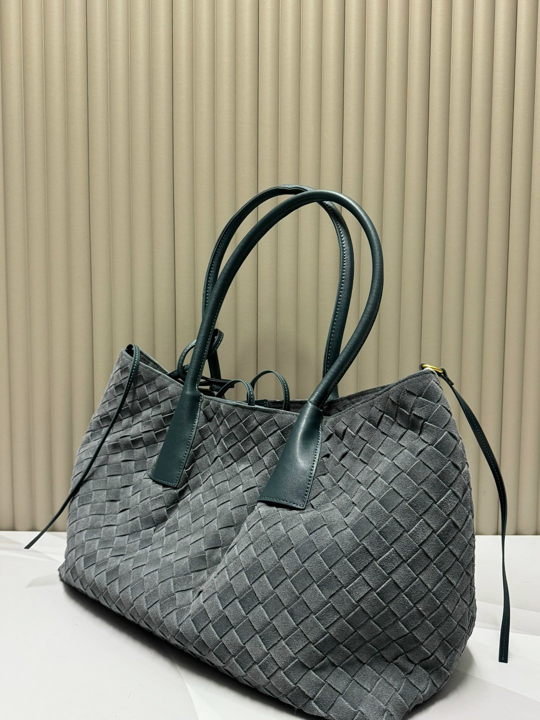 женская сумка bottega veneta,bottega veneta сумка,bottega veneta сумка cabat,сумка bottega,боттега венета сумка