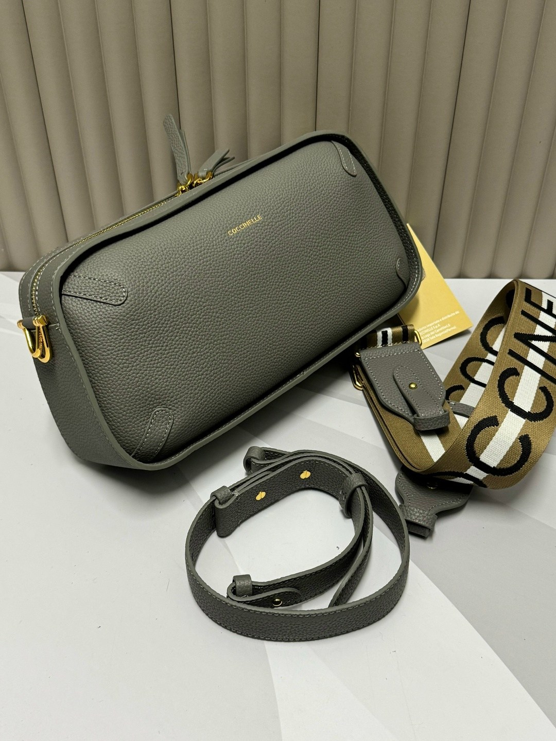 сумка coccinelle,сумка кожаная coccinelle beat,coccinelle сумка кросс-боди,сумка через плечо coccinelle,сумка женская через плечо coccinelle