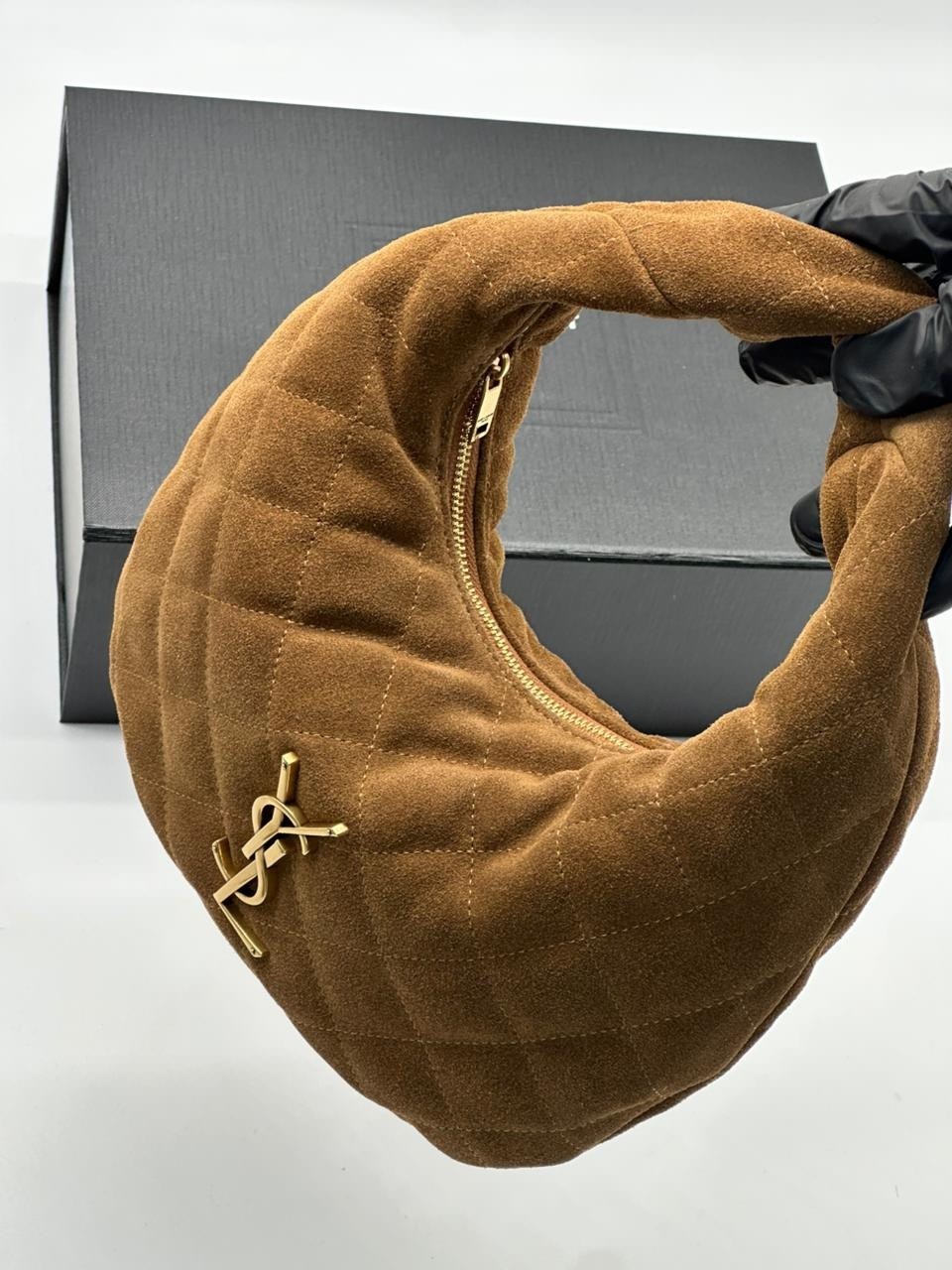 сумка yves saint laurent,замшевая сумка,сумка saint laurent loulou замшевая,сумка замшевая коричневая,сумка замшевая женская