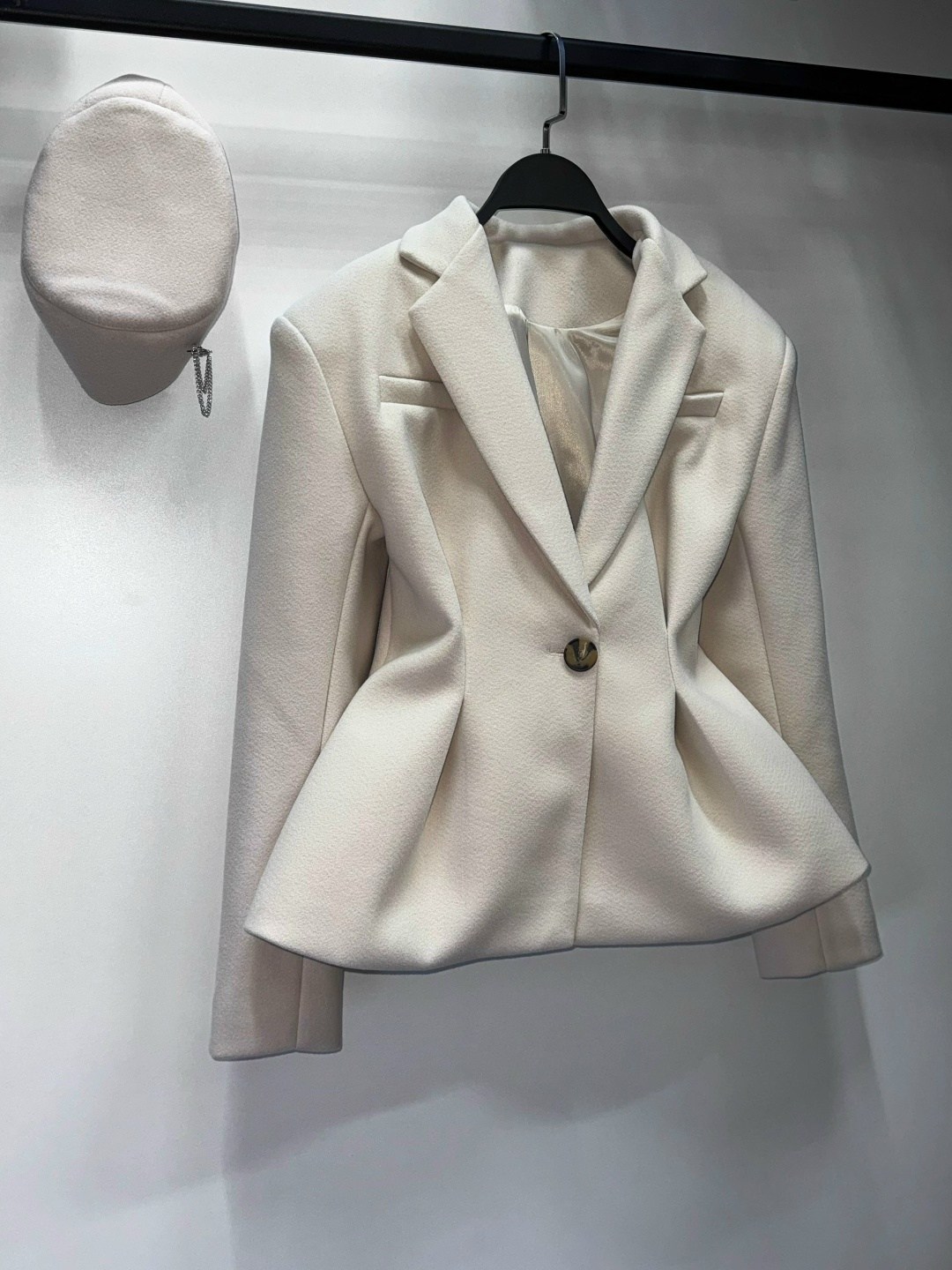 костюм брючный,женский костюм,костюм с брюками,брючный костюм женский,костюм классика