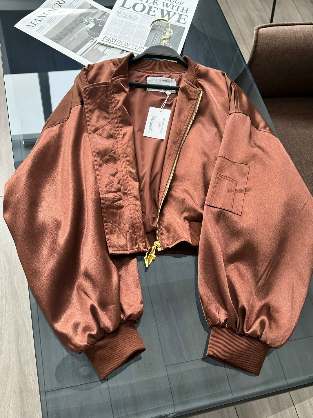 куртка бомбер,куртка бомбер женская,кожаная куртка,бомбер кожаный,кожаная куртка бомбер