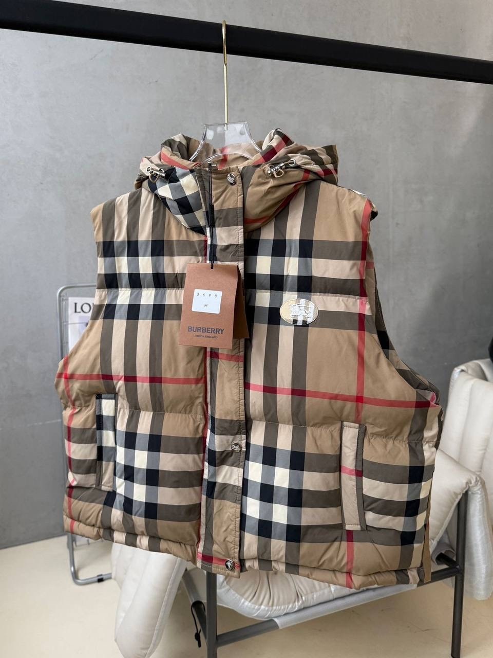 жилетка burberry,жилет burberry,жилетка барбери,жилет в клетку,жилетка женская