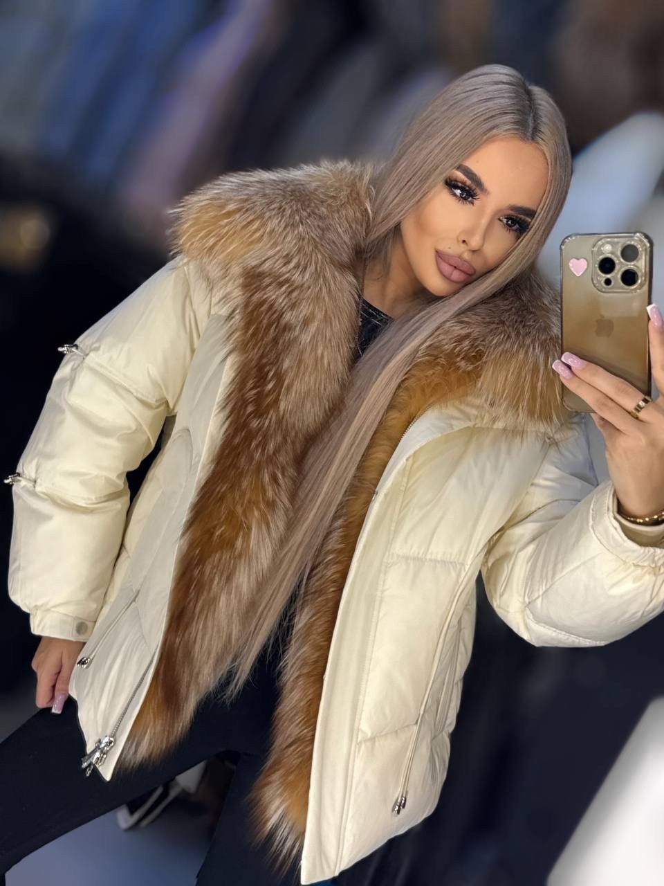 модные пуховики с мехом,пуховик женский,пуховик с мехом,пуховик,пуховик с натуральным мехом