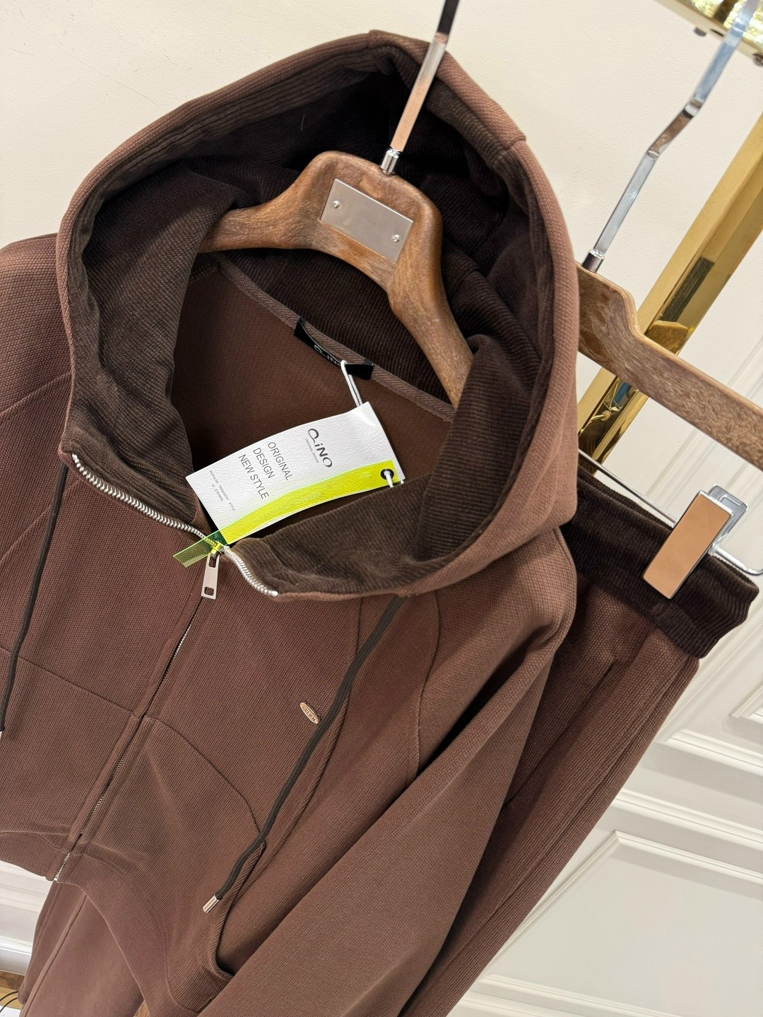 женские спортивные костюмы,спортивный костюм,костюм тройка,женские костюмы,спортивный костюм brunello cucinelli