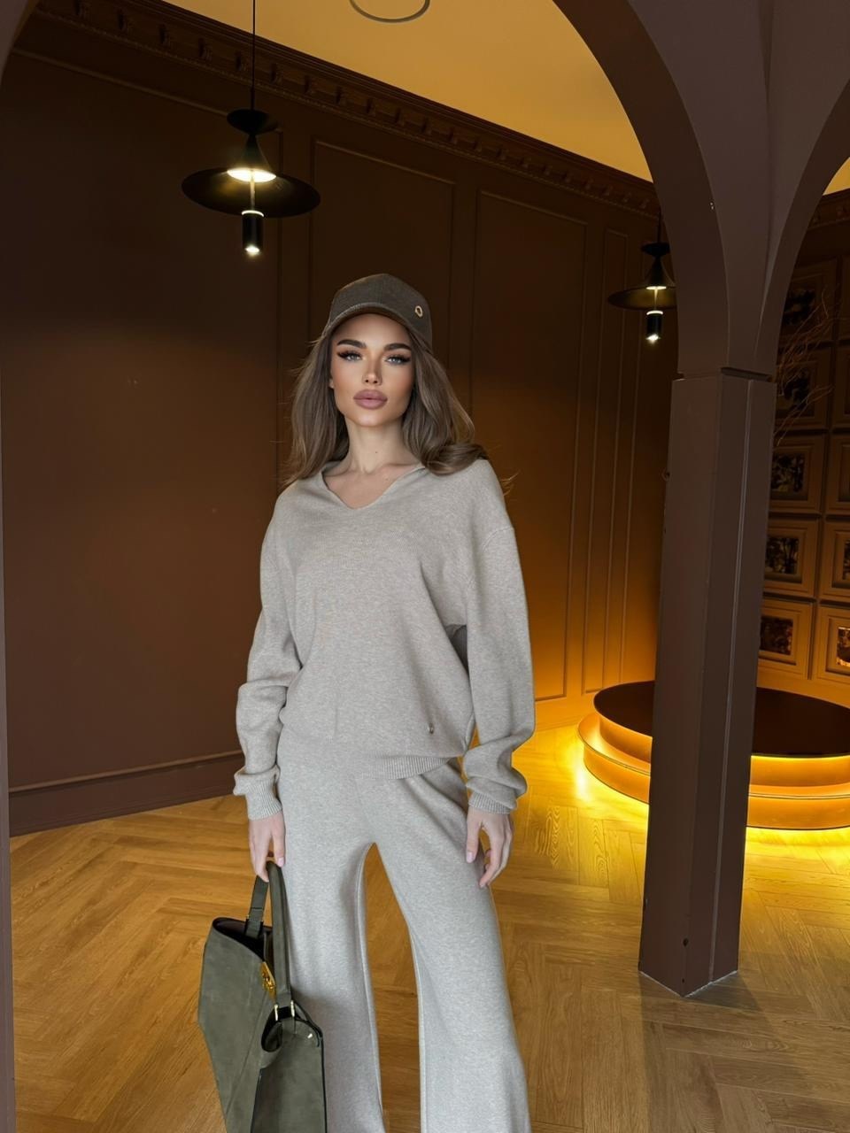 кашемировые брючные костюмы для женщин,трикотажные костюмы,кашемировый брючный костюм,костюм кашемировая с брюками оверсайз,костюм двойка кашемир