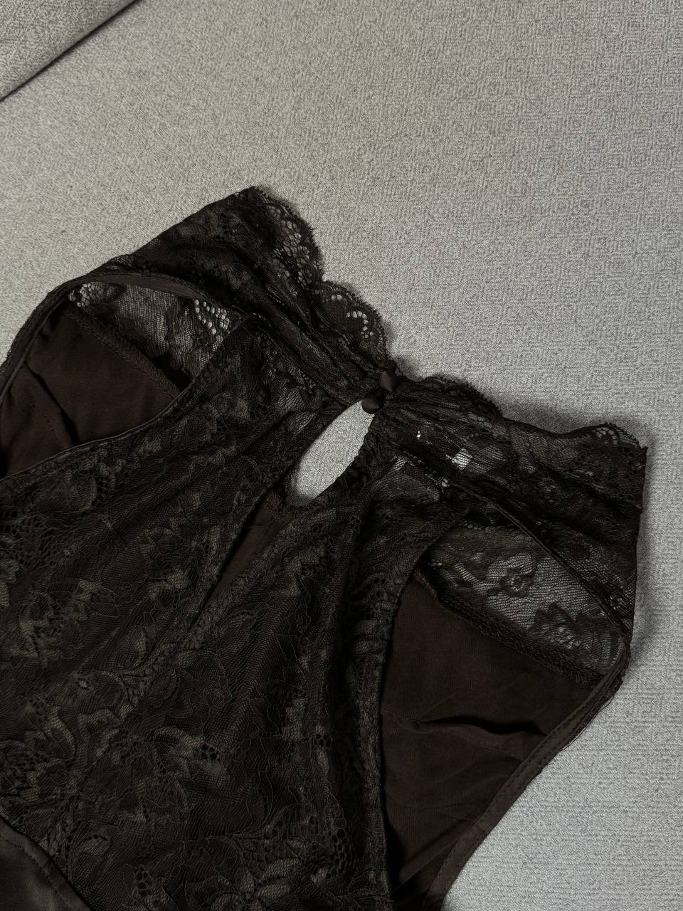 шелковая сорочка с кружевом mia-amore windsor 3880,шелковая сорочка на тонких бретелях с кружевной спинкой mia-amore windsor 3880 баклажан,сорочка с кружевом,шелковая сорочка с кружевами,шелковая соро