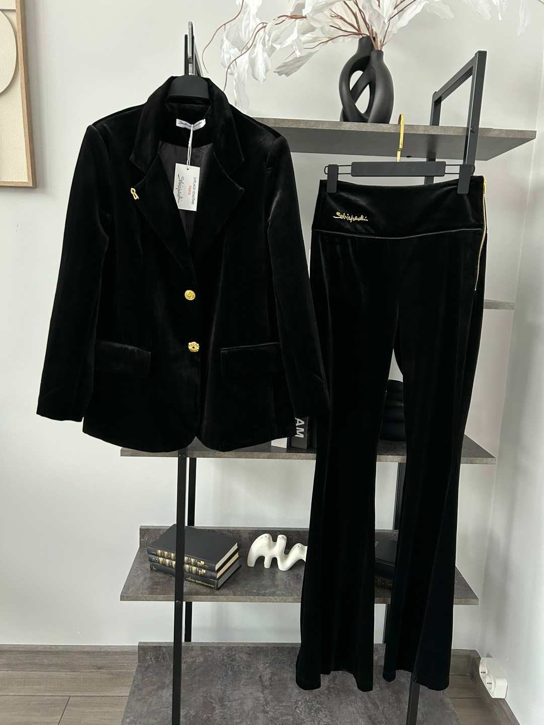 пиджак бархатный женский,бархатный пиджак,вельветовый пиджак черный,черный бархатный жакет,бархатный черный пиджак женский