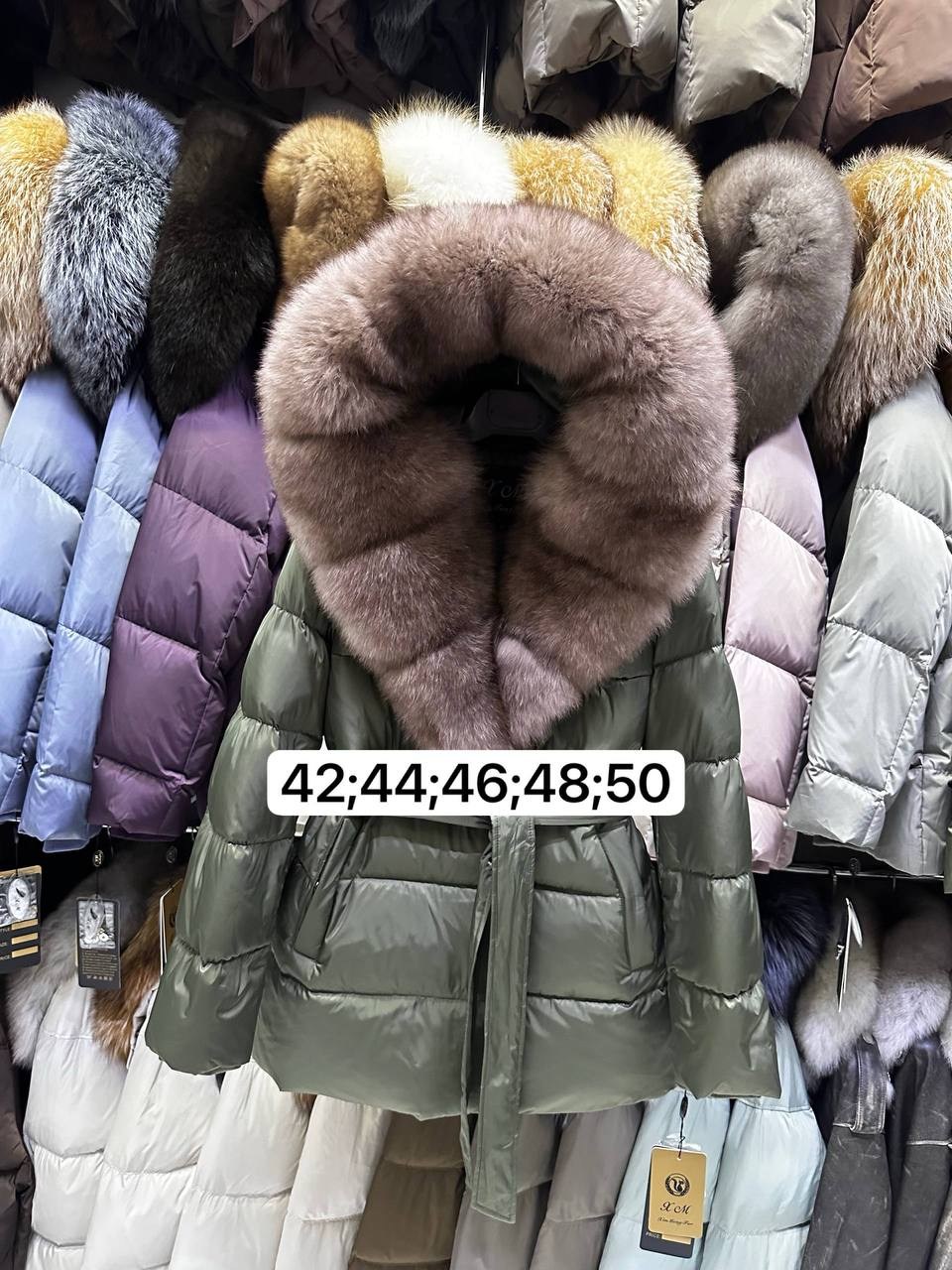 пуховик с натуральным мехом,пуховик с натуральным мехом чернобурки и песца,куртка пуховик с капюшоном мех песец чернобурка лиса,75см пуховик с натуральным мехом чернобурки и песца,пуховик женский с на