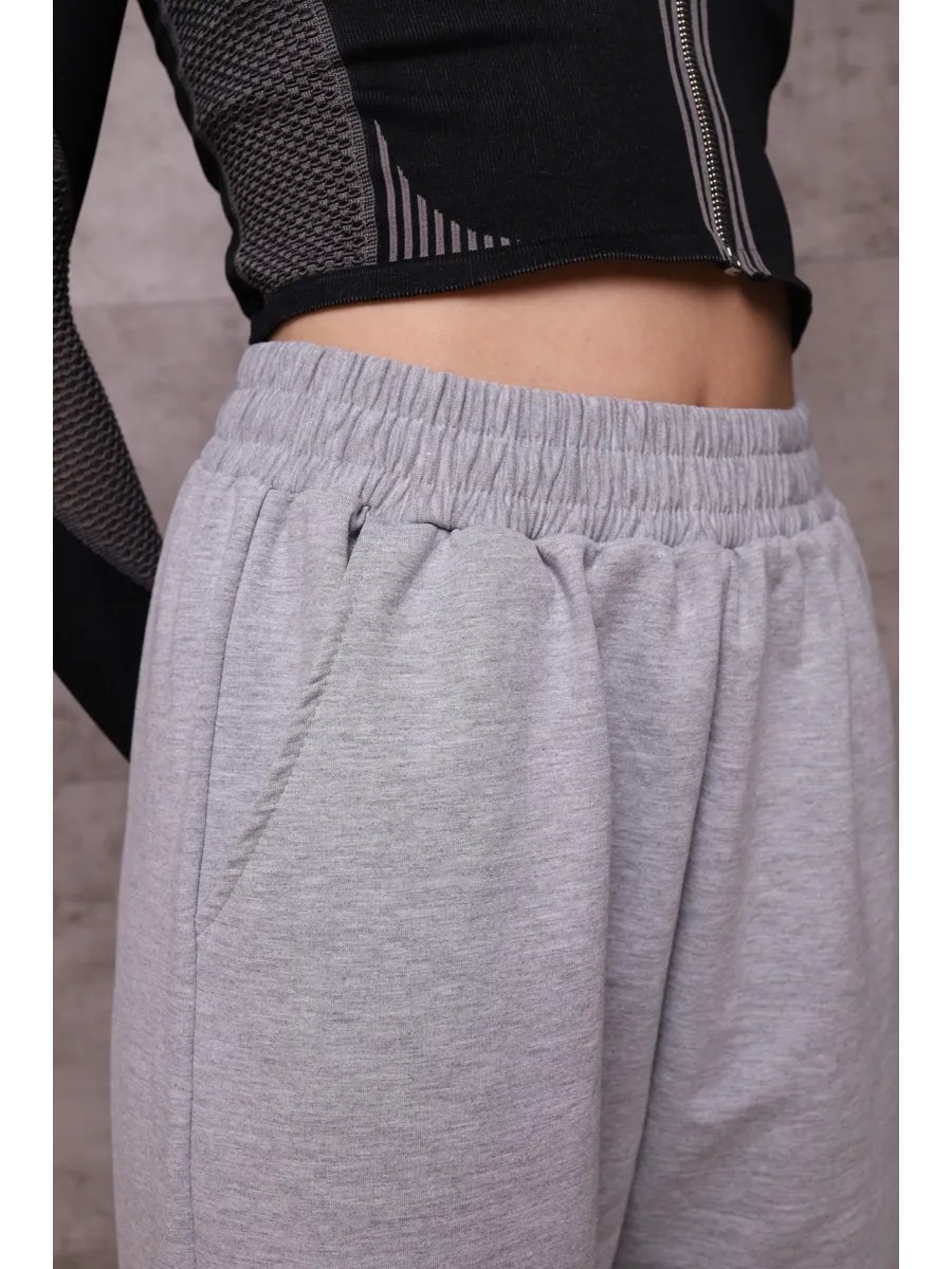 брюки спортивные оверсайз джоггеры d-shops цвет серый,спортивные штаны женские широкие,брюки спортивные оверсайз джоггеры huong collection цвет серый,брюки джоггеры натали весна-лето 2026 цвет серый р
