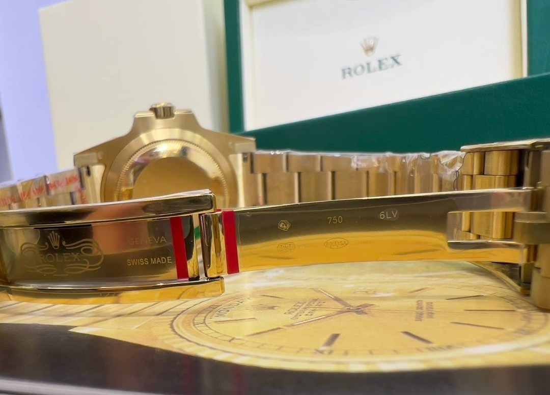 rolex gmt master 2 gold green,rolex gmt master 2,наручные часы rolex,rolex gmt master зеленый,часы rolex мужские