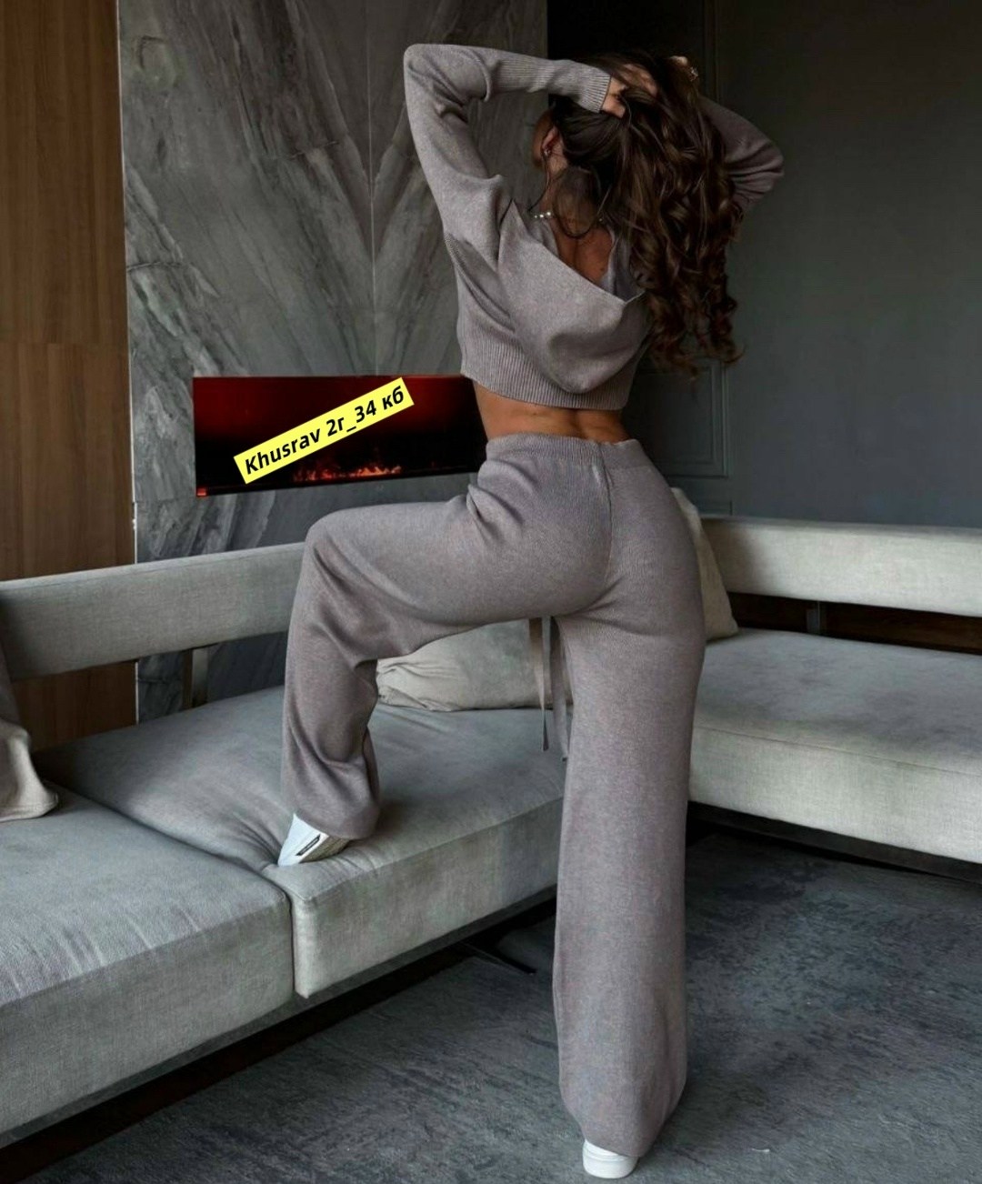 костюм стильный женский,модные костюмы,трикотажные костюмы,костюм трикотажный на молнии с капюшоном вязаный,трикотажные костюмы женские