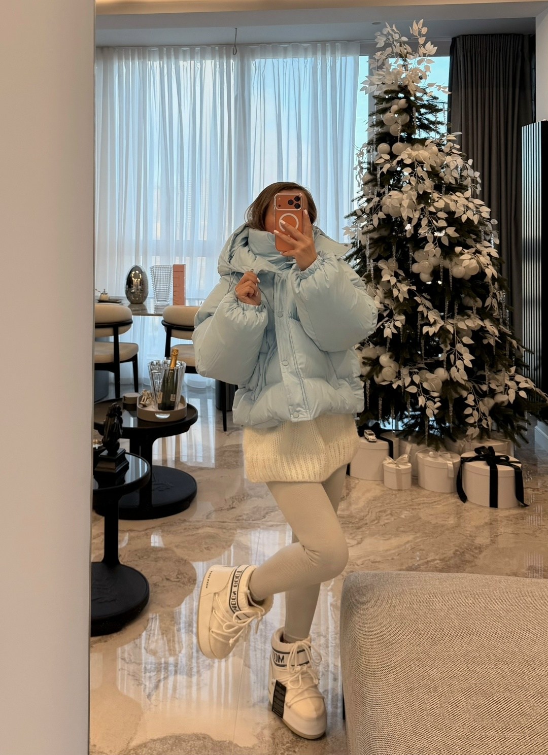 девушка,evelina kolmakova,галина дубененко 2026,худая девушка,блондинка цвет волос