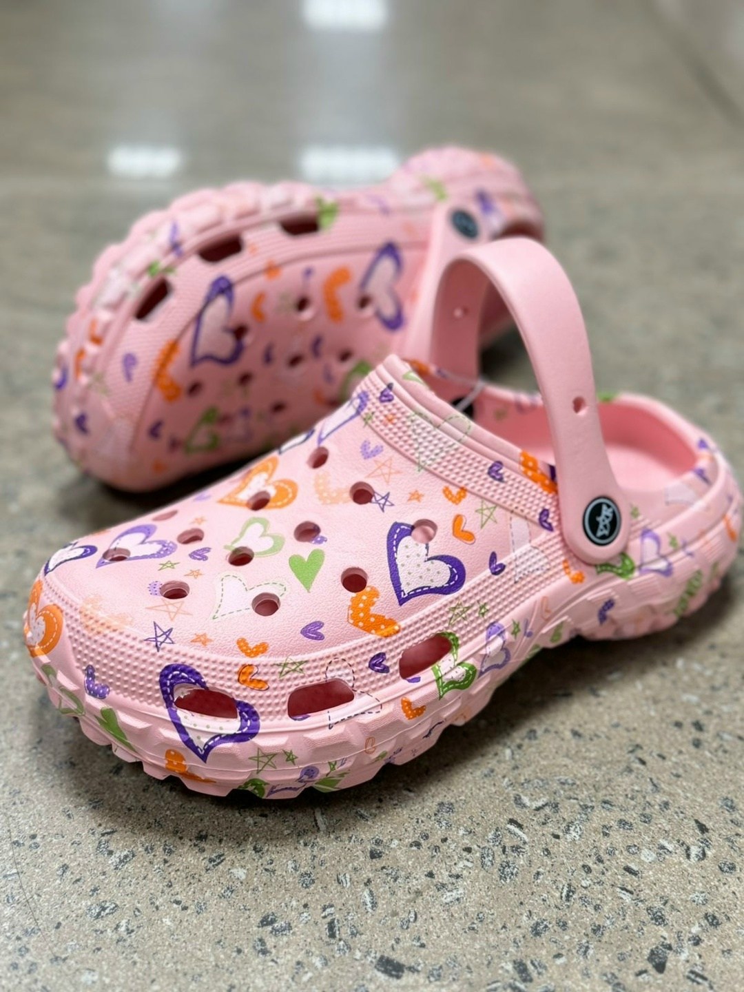 crocs baya seasonal printed clog,бае клог кроксы,кроксы с дырками,сабо детские crocs,детские кроксы