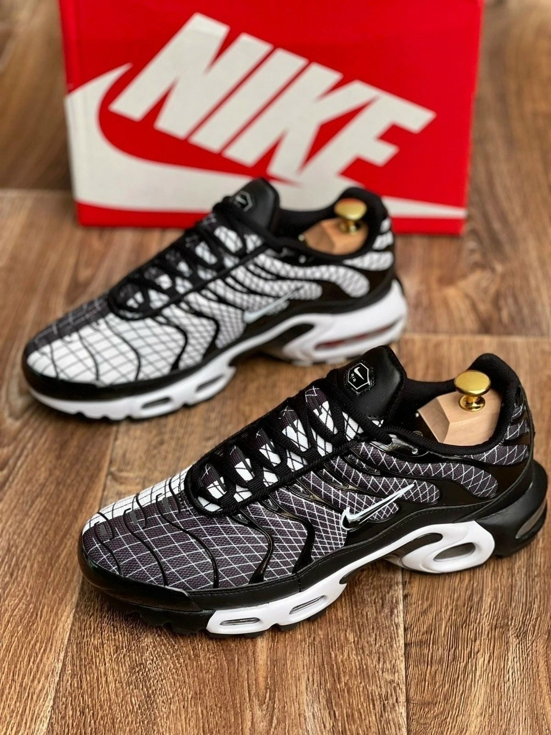 кроссовки nike air max tn plus,кроссовки мужские nike air max tn plus,nike air max plus tn black,nike air max plus tn,кроссовки премиум