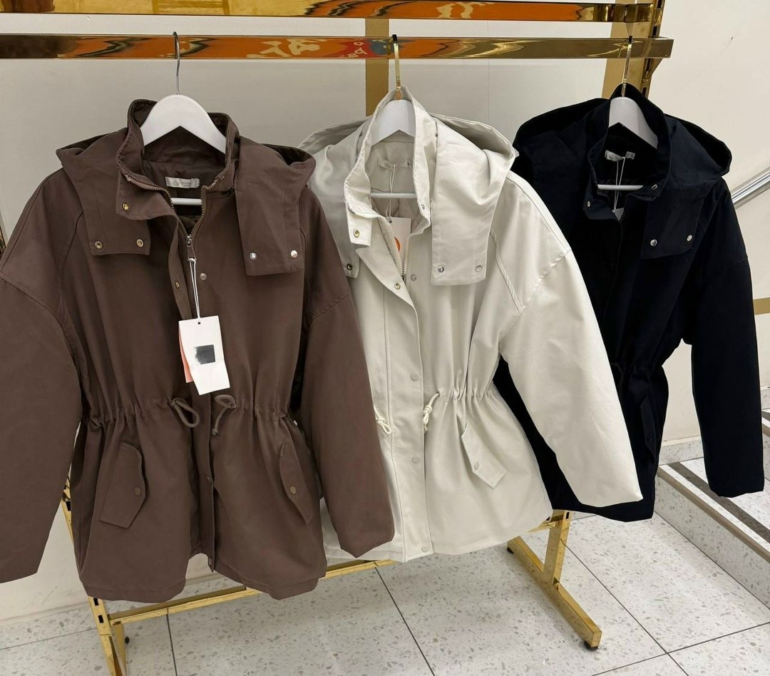 куртка демисезонная,тренч с капюшоном,женская куртка,женская куртка демисезонная,женские плащи