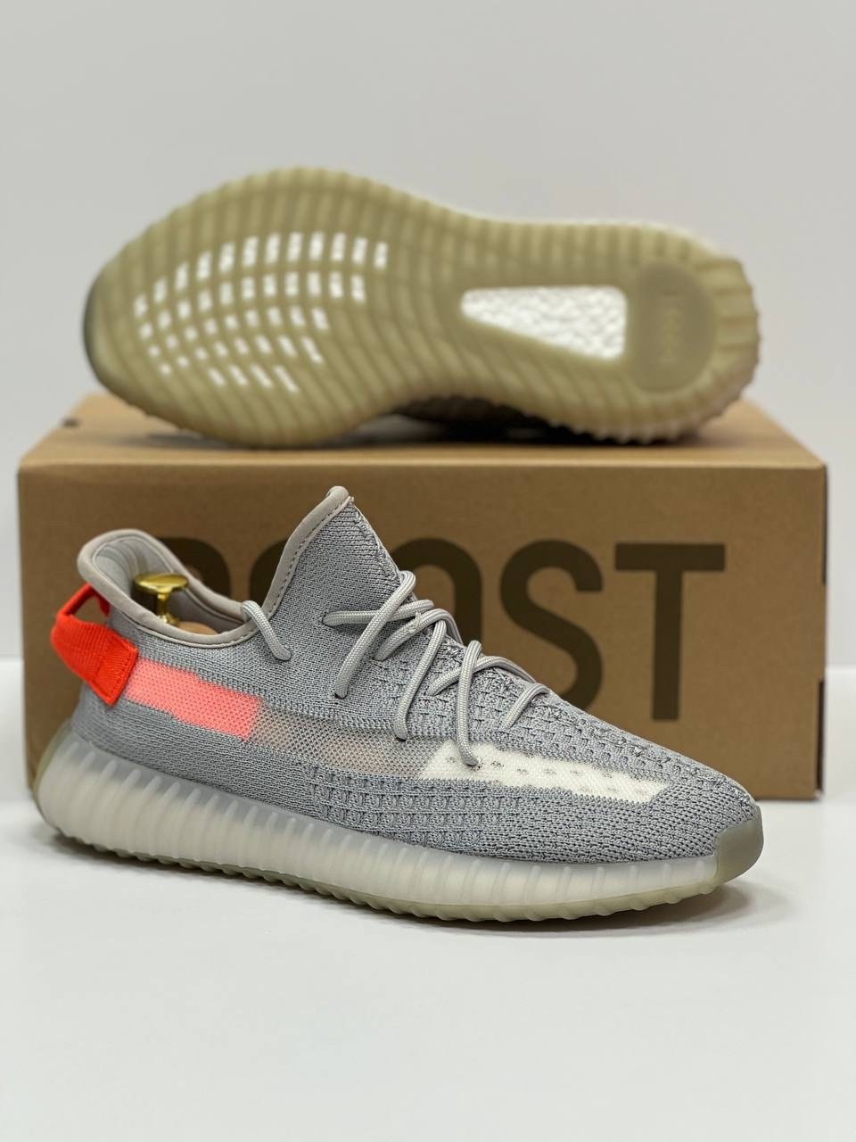 adidas yeezy boost 350 v 2,adidas yeezy boost 350 v2 tail light,adidas yeezy boost 350,кроссовки adidas yeezy boost 350,adidas yeezy boost 350 v2 light