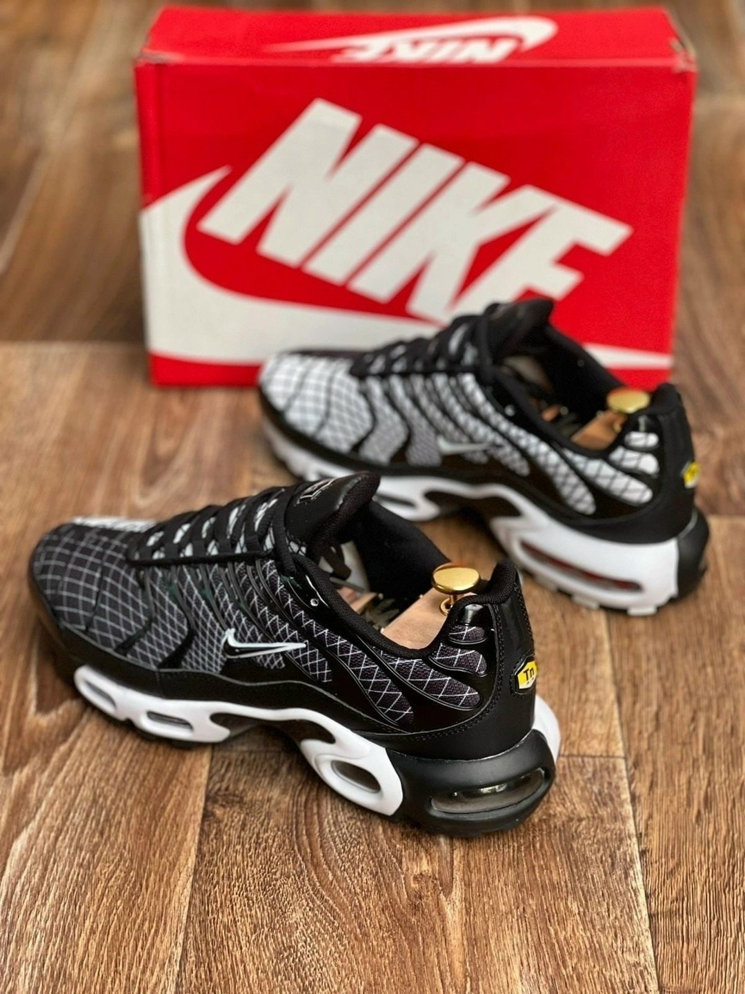 кроссовки nike air max tn plus,кроссовки мужские nike air max tn plus,nike air max plus tn black,nike air max plus tn,кроссовки премиум