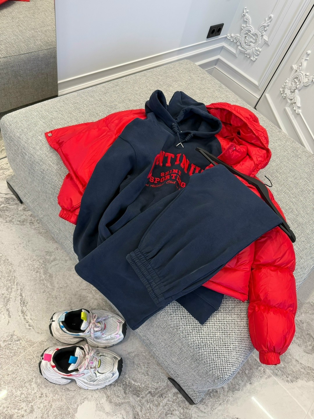 женский красный пуховик lanx moncler grenoble,монклер женский пуховик,пуховик монлер женский красный,куртка монклер,пуховик moncler