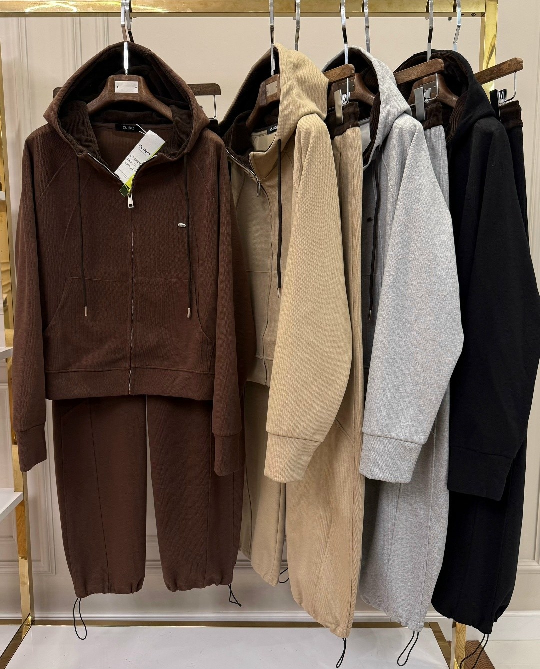 женские спортивные костюмы,спортивный костюм,костюм тройка,женские костюмы,спортивный костюм brunello cucinelli