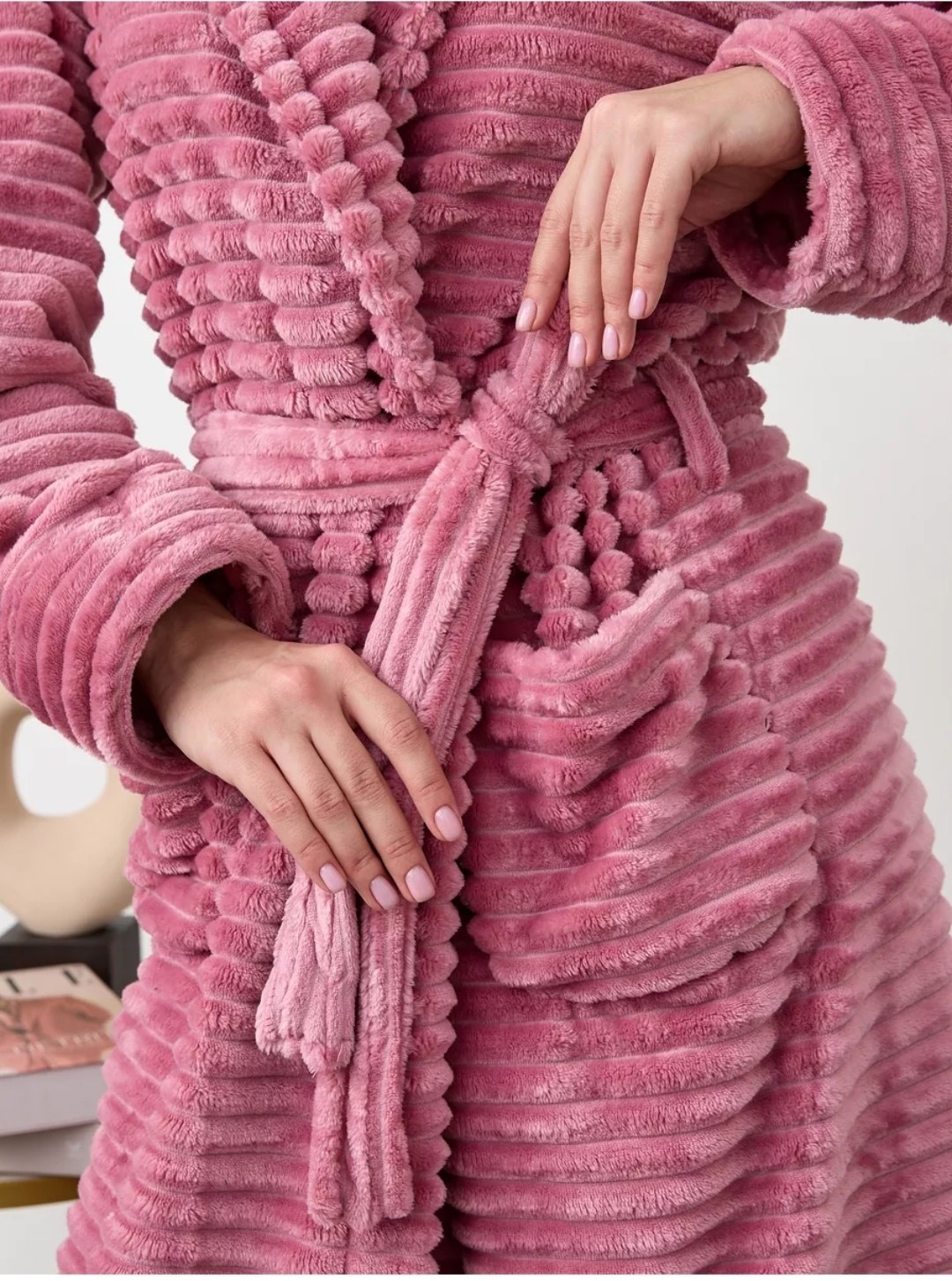 длинный женский махровый халат с капюшоном для дома,женские халаты с капюшоном велсофт,халат махровый женский,халат домашний розовый,домашний халат теплый с капюшоном сити текс