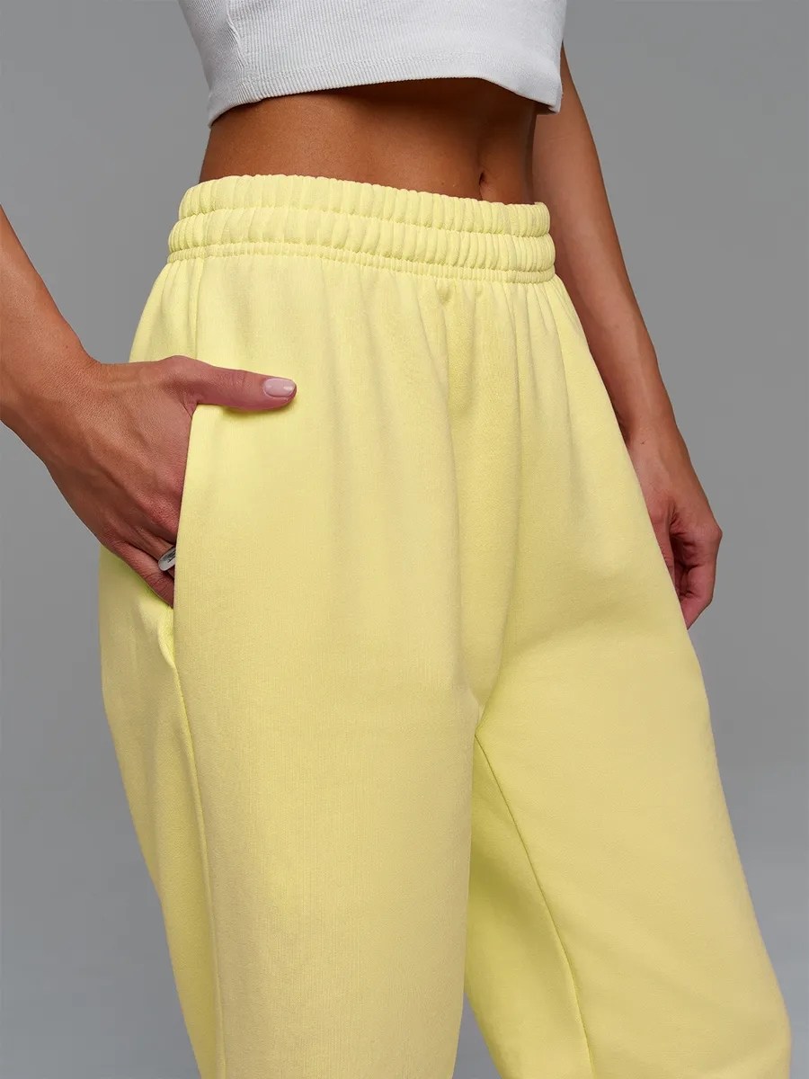 штаны джоггеры,джоггеры женские,джоггеры свободные,брюки жёлтые,брюки джоггеры