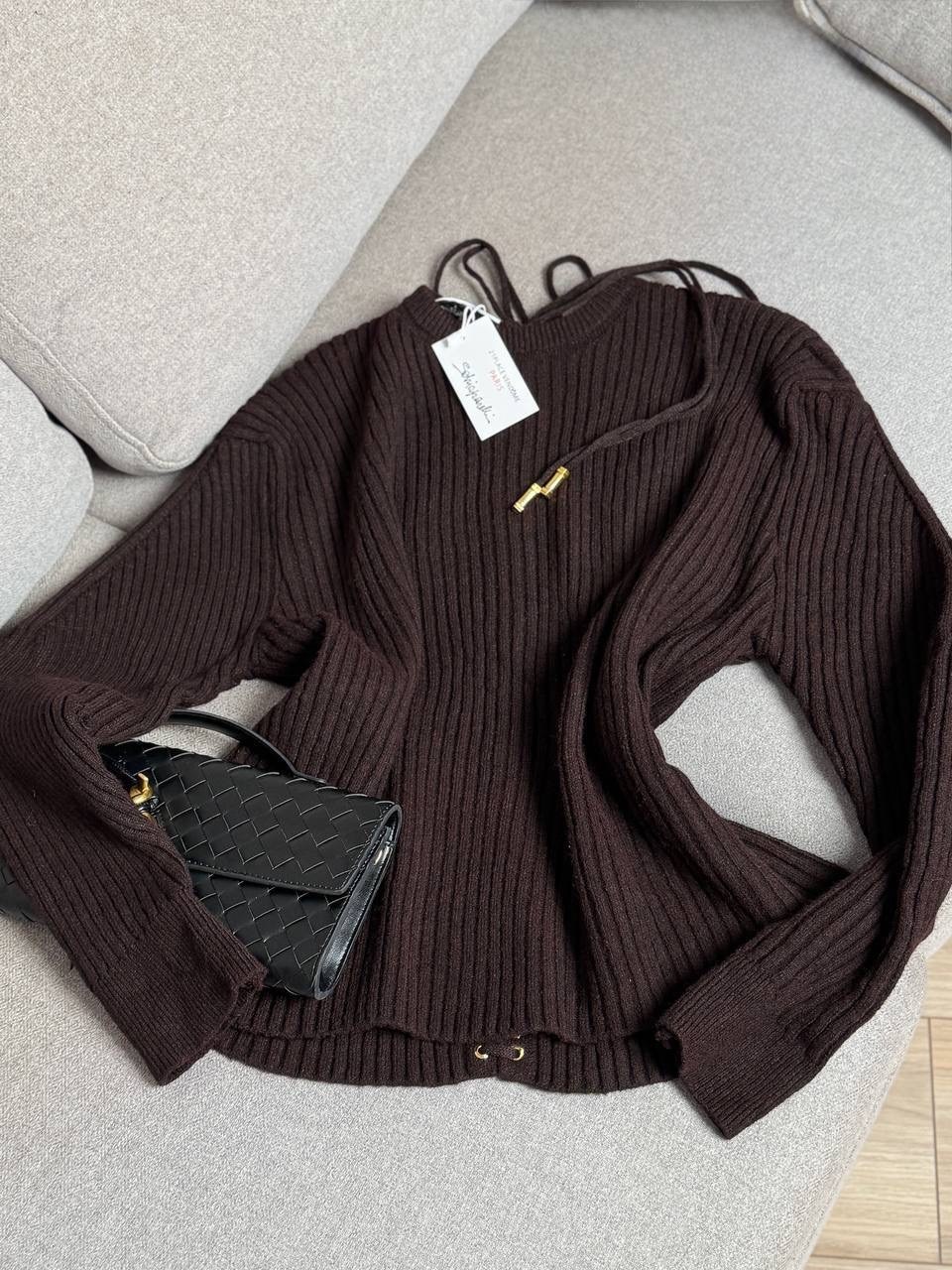 удлиненный свитер,кофта вязаная,коричневый свитер,кожаная свитер,свитер