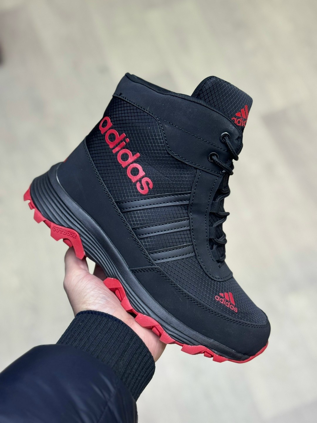 кроссовки adidas зимние,,зимние кроссовки мужские адидас,кроссовки adidas зимние высокие с мехом adidas,ботинки зимние adidas