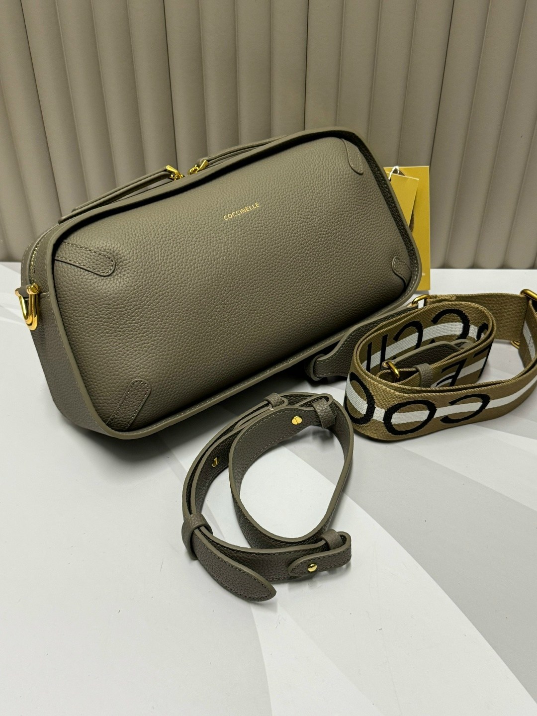 сумка coccinelle,сумка кожаная coccinelle beat,coccinelle сумка кросс-боди,сумка через плечо coccinelle,сумка женская через плечо coccinelle