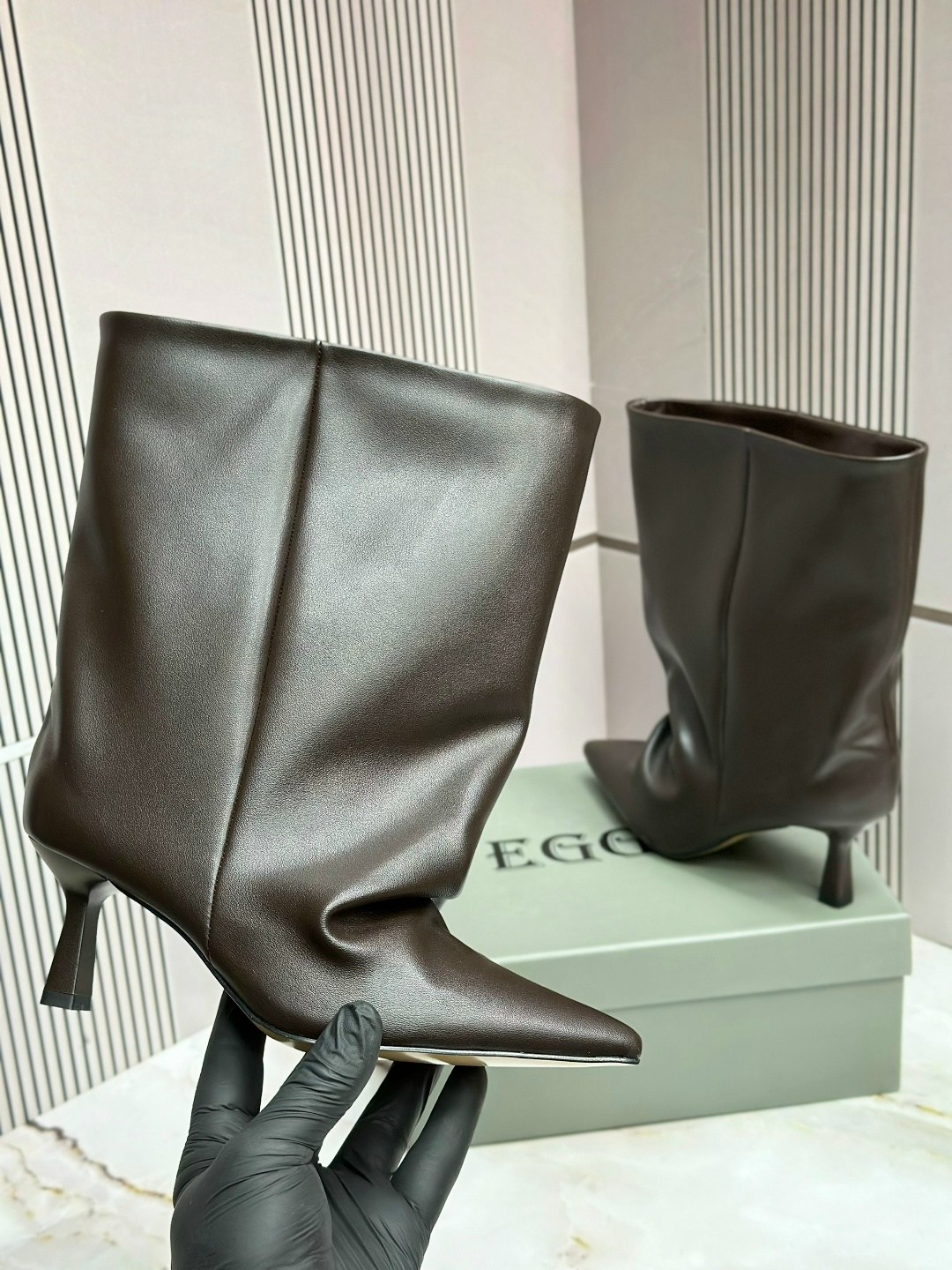 ботильоны balenciaga,женские ботильоны,женские ботильоны с острым носком,женские сапоги,