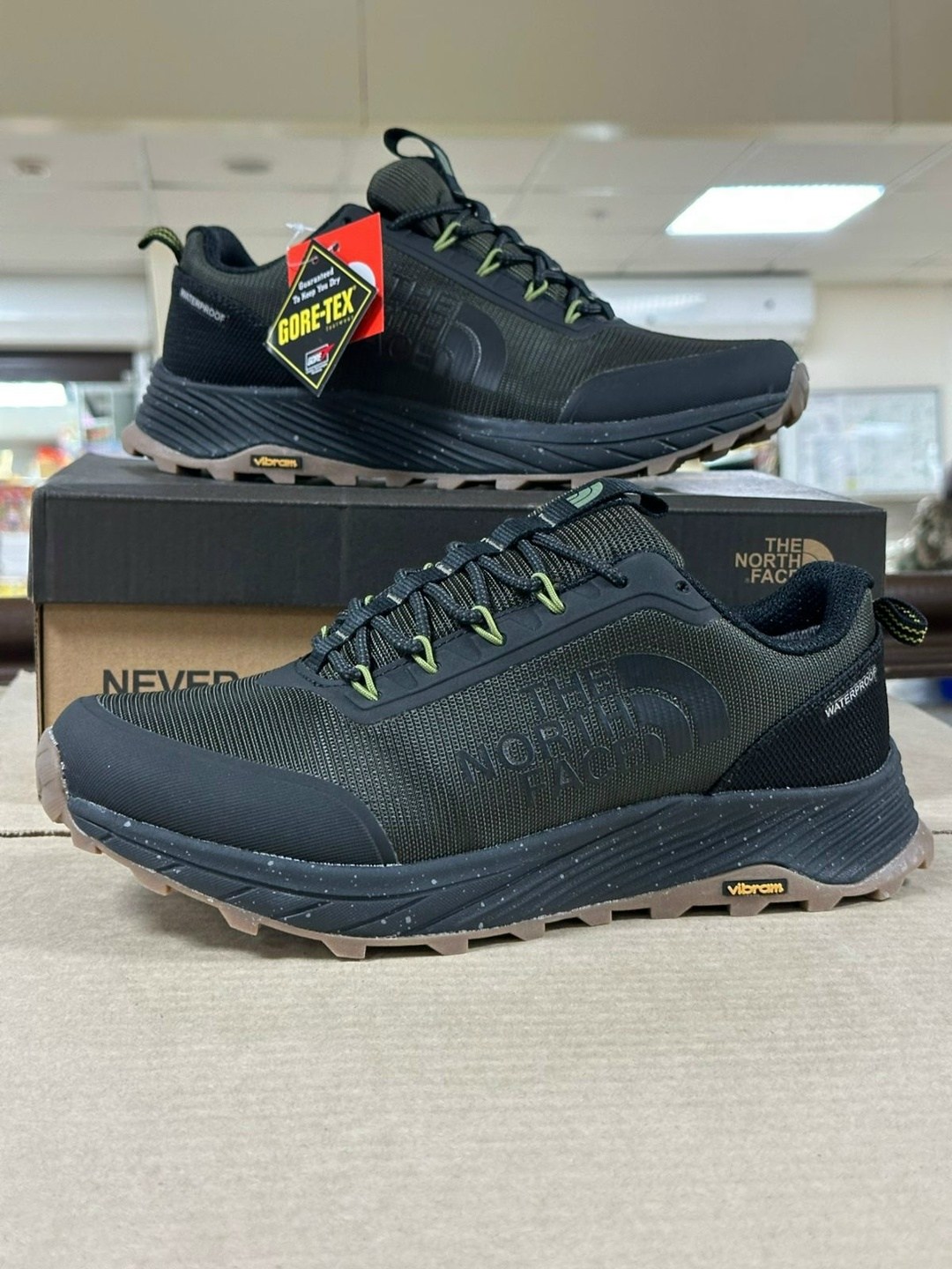 кроссовки мужские the north face,кроссовки,кроссовки the north face,кроссовки треккинговые,мужские кроссовки
