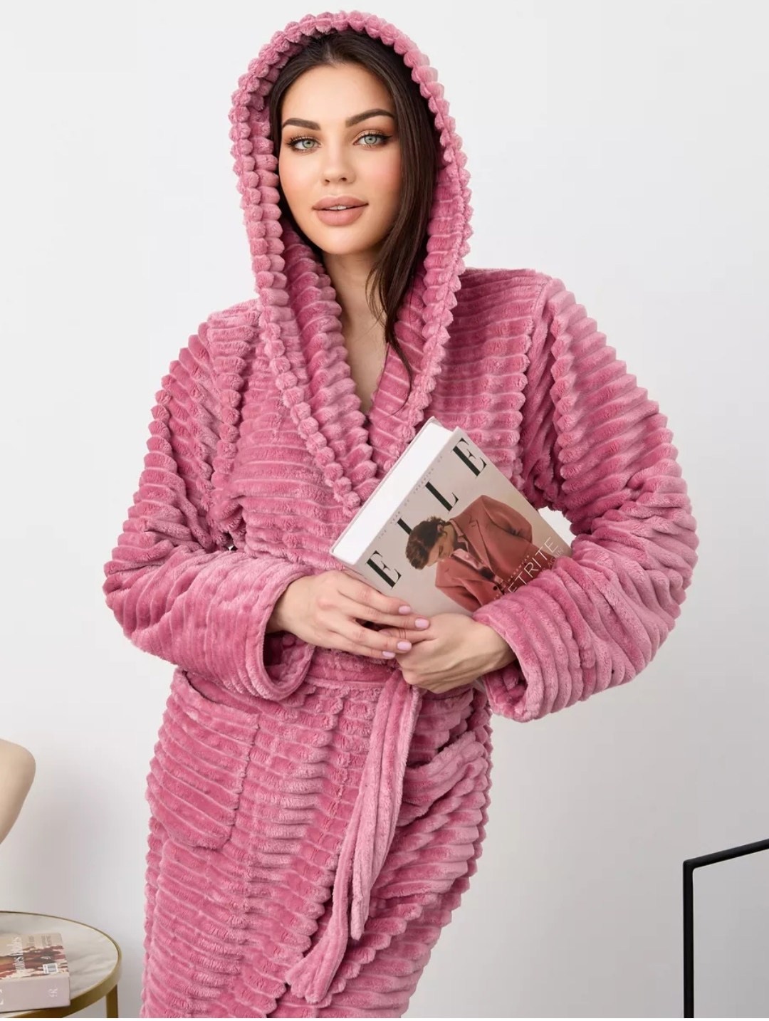 длинный женский махровый халат с капюшоном для дома,женские халаты с капюшоном велсофт,халат махровый женский,халат домашний розовый,домашний халат теплый с капюшоном сити текс