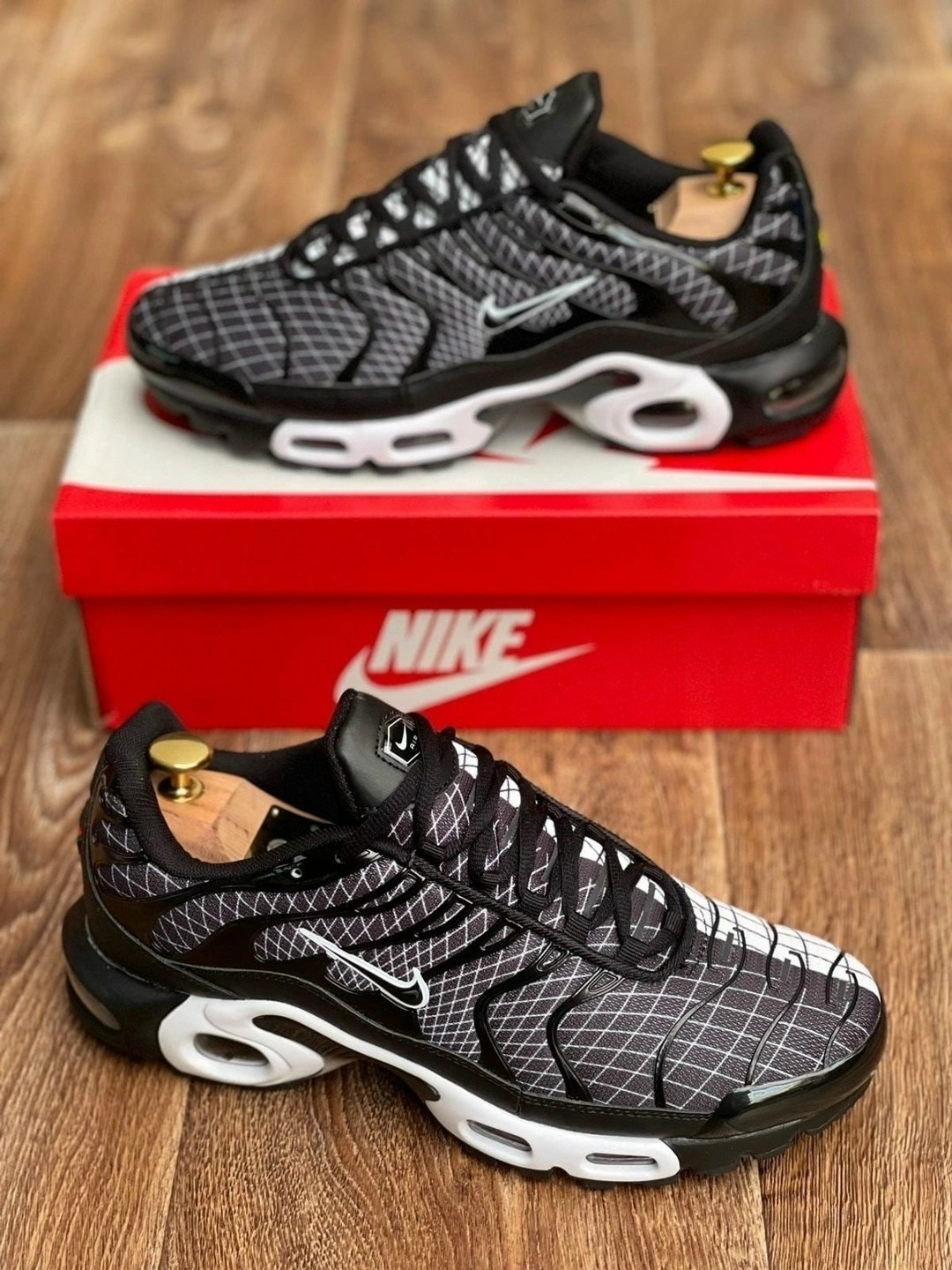 кроссовки nike air max tn plus,кроссовки мужские nike air max tn plus,nike air max plus tn black,nike air max plus tn,кроссовки премиум