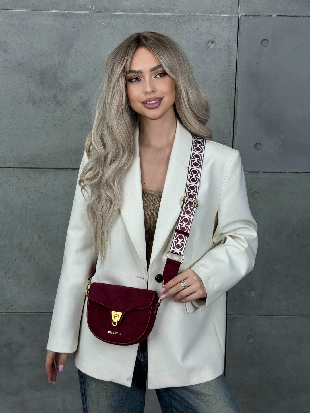 сумка женская маленькая кросс-боди chanel,сумка кросс-боди miu miu,кепка женская,стильное